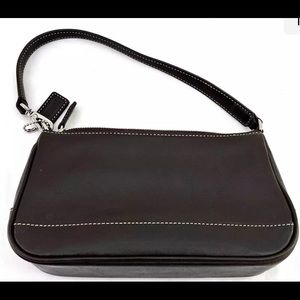 COPY - EUC AUTH:VINTAGE COACH-BROWN BAGUETTE.**LEATHER HAS BEEN CLEANED & CONDI…